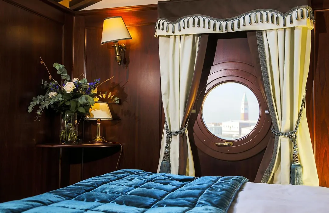 Hotel Bucintoro-1